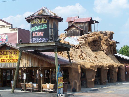 Pigeon Forge Gem Mine